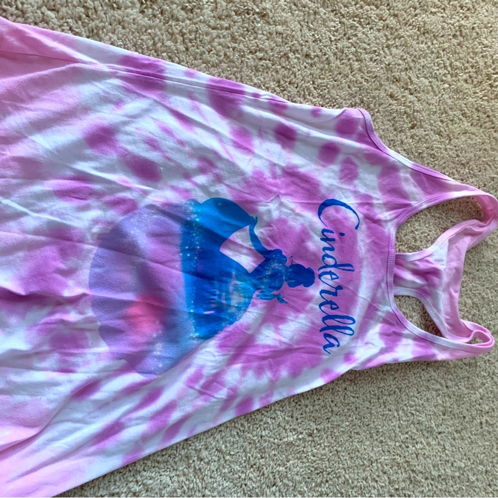 Hot Topic Cinderella Tank Size small